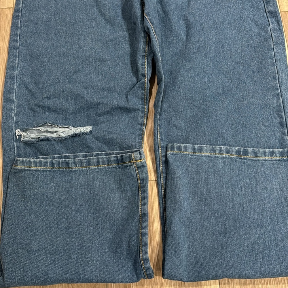 Jeans - Picture 3 of 6